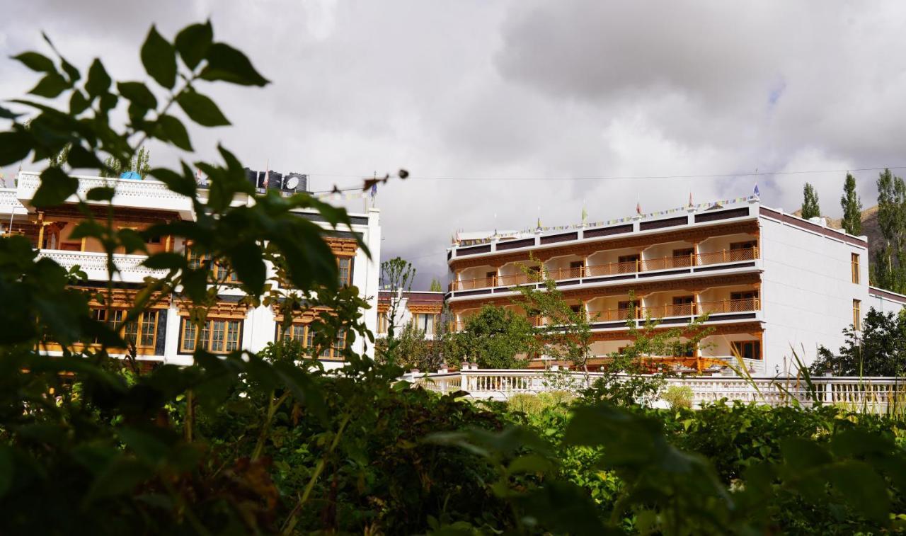Hotel The Grand Khasdan Λεχ Εξωτερικό φωτογραφία