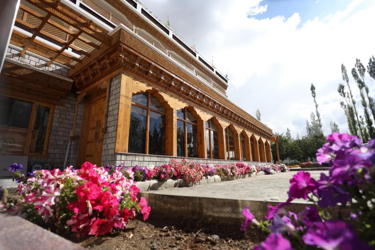 Hotel The Grand Khasdan Λεχ Εξωτερικό φωτογραφία