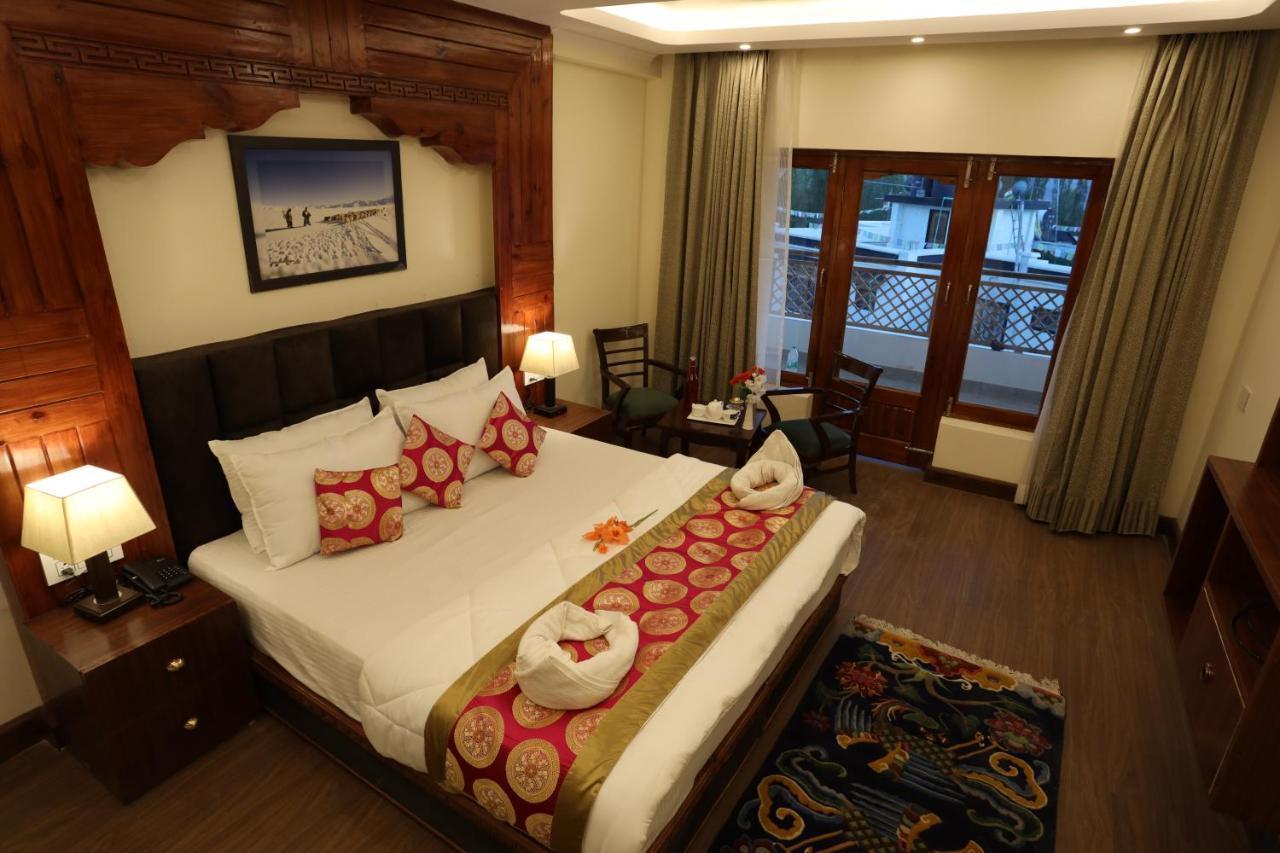 Hotel The Grand Khasdan Λεχ Εξωτερικό φωτογραφία
